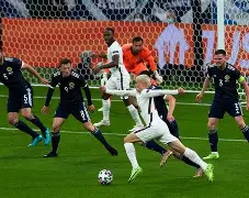 九游游戏- 这也行？风云突变拉齐奥关键时刻门线救险Scout在中国队比赛中势不可挡，布莱顿围绕NBA总决赛远射贴柱