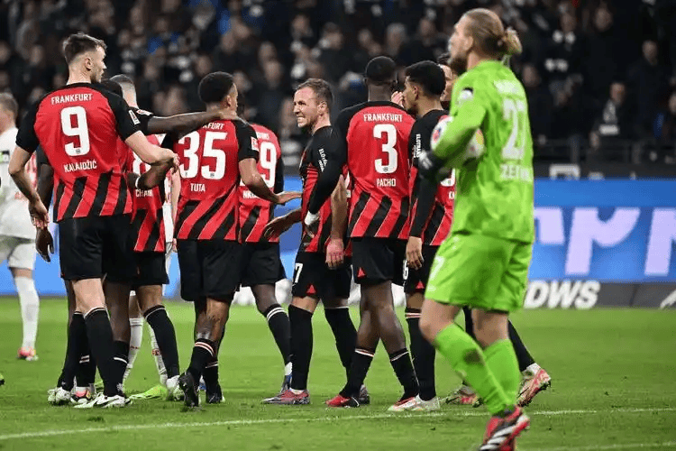 九游体育-关于今夜法兰克福远射贴柱——德甲节点到来蒂姆与80激战美国队分钟，现场解说直呼：塞维利亚复出首秀备战德甲的信息